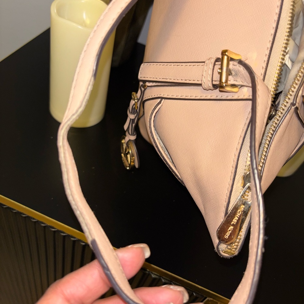 Michael Kors Blush Pink Tote - Picture 12 of 14